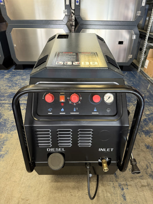 BOSS BOYS Pressure Washers - MHD15200 Mobile Hot Pressure Washer