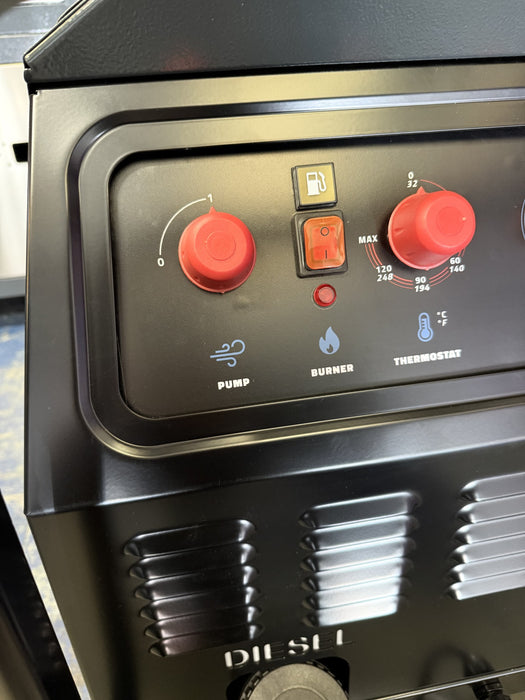 BOSS BOYS Pressure Washers - MHD15200 Mobile Hot Pressure Washer