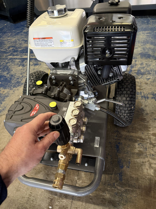 BOSS BOYS Pressure Washers - PM21200 Pressure Washer Mobile Petrol Pressure Washer