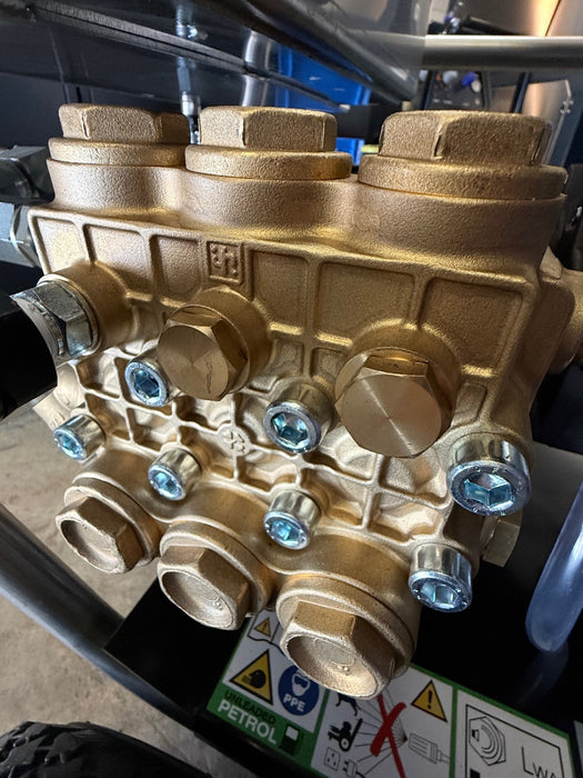 BOSS BOYS Pressure Washers - PM30200 Mobile Petrol Pressure Washer