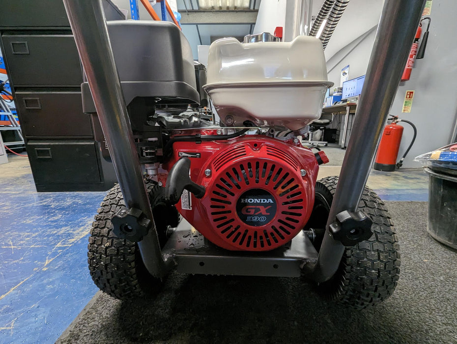 REALKLEEN 21200 (WS202) Petrol Pressure Washer