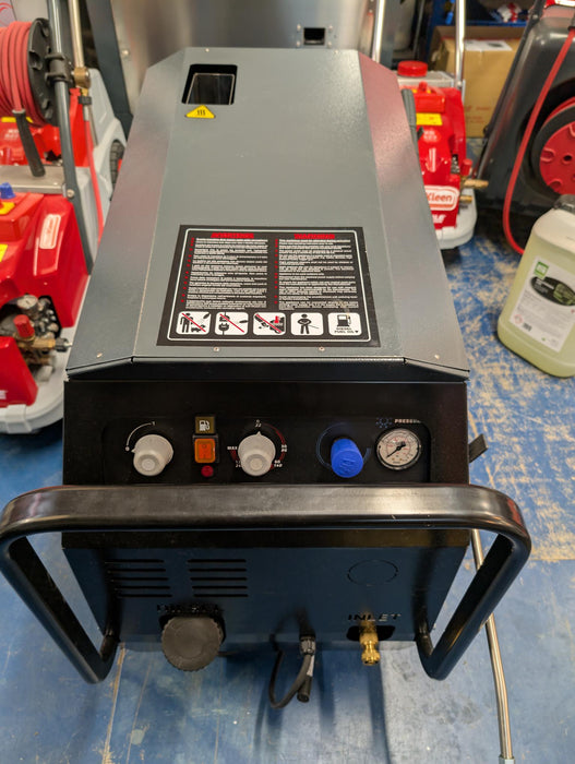 BOSS BOYS Pressure Washers - MHD12100 Mobile Hot Pressure Washer