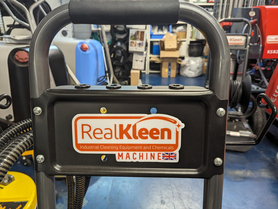 Boss Boys PM15250 250 bar mobile petrol pressure washer rear angle view gearbox drive professional quality