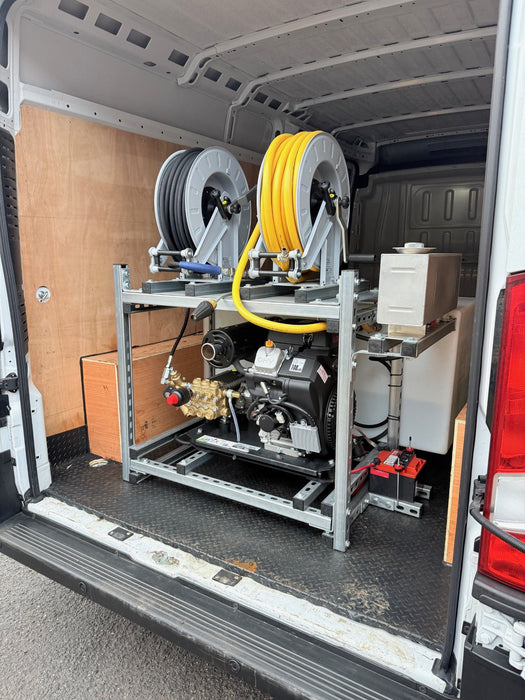 BOSS BOYS VP30200 van mounted pressure washer Honda GX390 engine close-up view