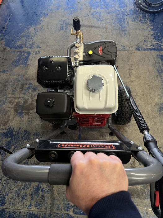 BOSS BOYS PM21200 Mobile Petrol Pressure Washer 200 Bar 21L/min Honda GX390 - RealKleen LTD