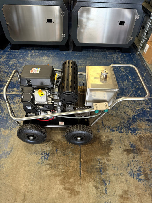 BOSS BOYS PM30200 mobile pressure washer control panel and connections